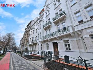 Pronájem bytu 1+kk, Praha - Bubeneč, Ovenecká, 33 m2