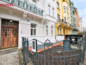 Pronájem bytu 1+kk, Praha - Bubeneč, Ovenecká, 33 m2