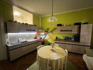 Prodej bytu 2+1, Ostrava, 28. října, 83 m2
