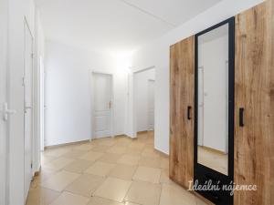 Pronájem bytu 3+1, Praha - Hloubětín, Kardašovská, 76 m2