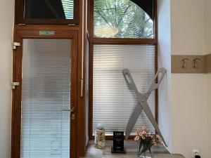 Pronájem obchodního prostoru, Ostrava, Macharova, 75 m2