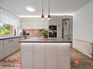 Prodej rodinného domu, Trutnov - Starý Rokytník, 216 m2