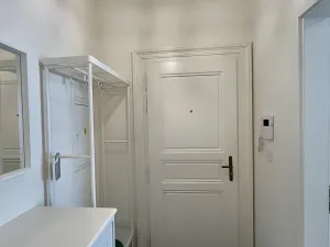 Pronájem bytu 2+kk, Praha - Nové Město, Legerova, 45 m2