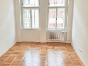 Pronájem bytu 2+1, Praha - Vinohrady, Bruselská, 48 m2
