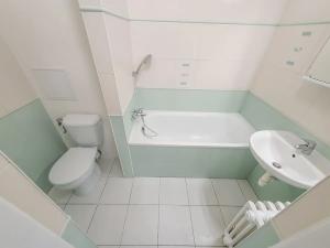 Pronájem bytu 2+1, Praha - Vinohrady, Bruselská, 48 m2