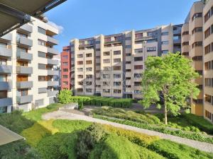 Pronájem bytu 2+kk, Praha - Vysočany, Podnádražní, 64 m2