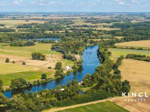 Prodej komerčního pozemku, Semice, 1554 m2