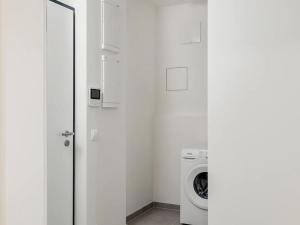Pronájem bytu 2+kk, Praha - Hostivař, Nurmiho, 55 m2