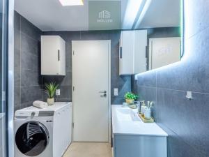 Pronájem bytu 1+kk, Praha - Strašnice, Štěchovická, 39 m2