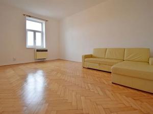 Pronájem bytu 1+1, Praha - Vysočany, Českomoravská, 42 m2