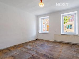 Prodej rodinného domu, Lišov, třída 5. května, 160 m2
