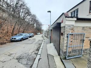 Pronájem bytu 1+1, Praha - Smíchov, Mošnova, 38 m2