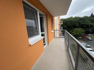 Pronájem bytu 2+kk, Pardubice - Trnová, Jozefa Gabčíka, 51 m2