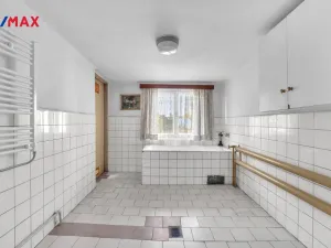 Prodej rodinného domu, Smidary, Na stávku, 217 m2