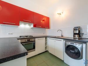 Pronájem bytu 2+1, Praha - Bubeneč, Ovenecká, 93 m2