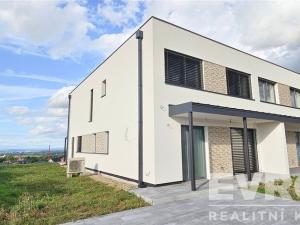 Prodej rodinného domu, Červené Pečky, Hrabáňova, 210 m2