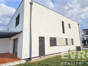 Prodej rodinného domu, Červené Pečky, Hrabáňova, 210 m2