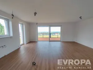 Prodej rodinného domu, Červené Pečky, Hrabáňova, 210 m2