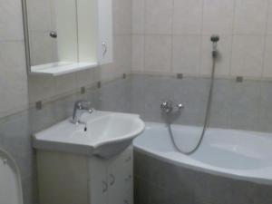 Pronájem bytu 2+kk, České Budějovice - České Budějovice 3, Skuherského, 40 m2