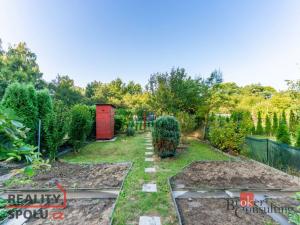 Prodej zahrady, Rybitví, 185 m2