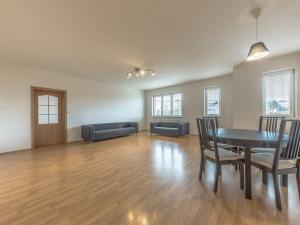 Prodej bytu 2+kk, Úvaly, Dalmatská, 77 m2