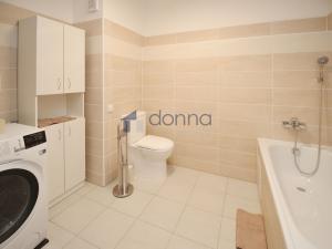Pronájem bytu 3+kk, Praha, Sládkovičova, 58 m2