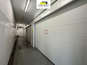 Pronájem skladu, Praha - Uhříněves, Bečovská, 4712 m2