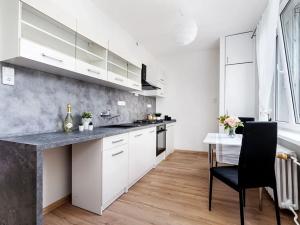 Pronájem bytu 2+kk, Praha - Záběhlice, Bojanovická, 53 m2