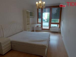 Pronájem bytu 2+kk, Praha, Pod Hybšmankou, 76 m2