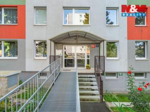 Prodej bytu 3+1, Praha - Modřany, Pejevové, 67 m2