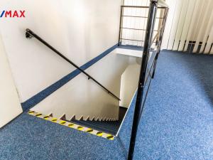 Pronájem kanceláře, Hradec Králové, třída Karla IV., 206 m2