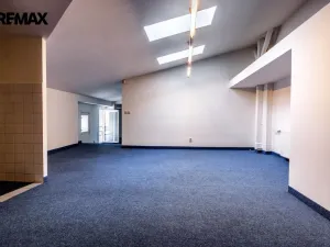 Pronájem kanceláře, Hradec Králové, třída Karla IV., 206 m2