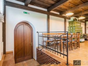 Prodej ubytování, Hovorany, 885 m2