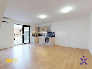 Pronájem bytu 2+kk, Zlín - Příluky, Pančava, 60 m2