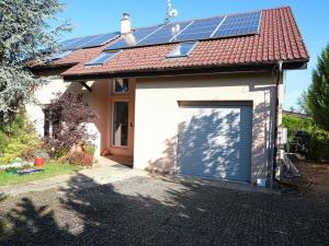 Pronájem rodinného domu, Statenice, 280 m2