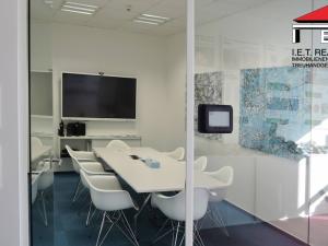 Pronájem kanceláře, Praha - Nusle, Doudlebská, 303 m2