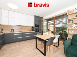 Prodej bytu 3+kk, Holubice, 81 m2