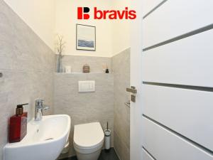 Prodej bytu 3+kk, Holubice, 81 m2