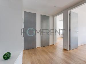 Pronájem bytu 2+kk, Praha - Holešovice, Komunardů, 59 m2