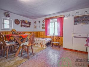 Prodej rodinného domu, Javorník - Horní Hoštice, 265 m2