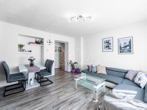 Prodej bytu 3+kk, Žebrák, Sídliště, 53 m2