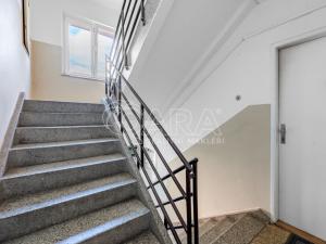 Prodej bytu 3+kk, Žebrák, Sídliště, 53 m2