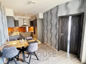 Prodej bytu 3+1, Praha - Stodůlky, Svitákova, 120 m2