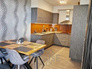 Prodej bytu 3+1, Praha - Stodůlky, Svitákova, 120 m2