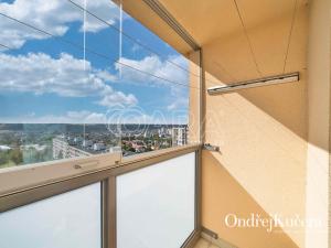 Prodej bytu 3+1, Praha - Modřany, Vokrojova, 76 m2