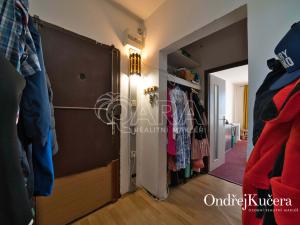 Prodej bytu 3+1, Praha - Modřany, Vokrojova, 76 m2