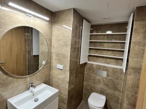 Pronájem bytu 2+kk, Praha - Hlubočepy, Kurandové, 42 m2