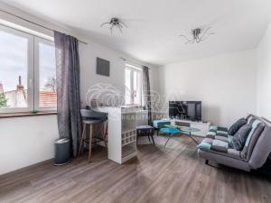 Pronájem bytu 2+kk, Praha, 48 m2