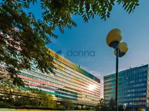 Pronájem kanceláře, Praha, Kodaňská, 530 m2