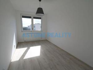 Pronájem bytu 2+kk, Praha - Stodůlky, Svitákova, 66 m2